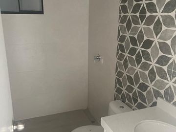 VENDO BONITO DPTO DE ESTRENO EN CUARTO PISO EN SURCO FRENTE A PARQUE