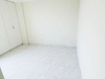 Venta De Lindo Dúplex En Los Olivos - Trebol
