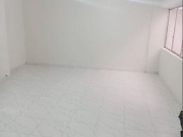 Venta De Lindo Dúplex En Los Olivos - Trebol