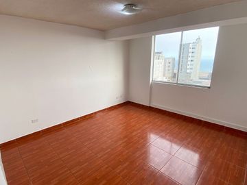 Vendo Departamento San Miguel 80M2 Con Estacionamiento