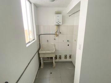 Vendo Departamento San Miguel 80M2 Con Estacionamiento