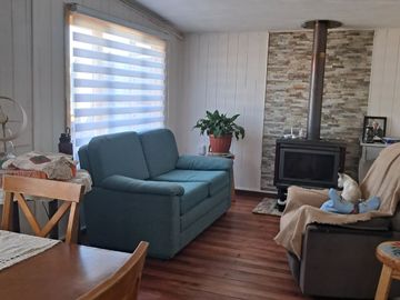 VENDEMOS CASA INDEPENDIENTE CON CABAÑAS Y MINIMARKE