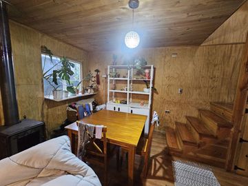 VENDEMOS CASA INDEPENDIENTE CON CABAÑAS Y MINIMARKE
