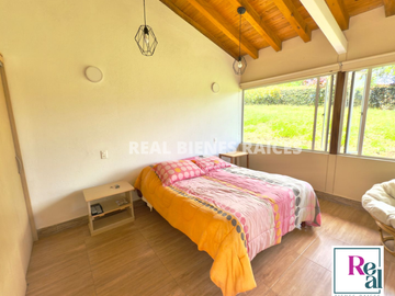 Vendo Hermosa Casa Campestre en Parcelación en La Ceja del Tambo