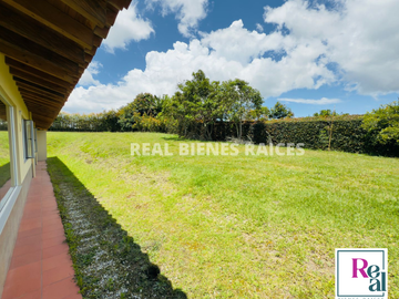 Vendo Hermosa Casa Campestre en Parcelación en La Ceja del Tambo