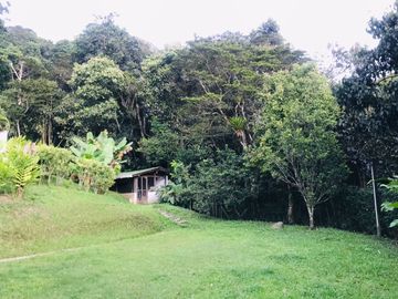 Venta hermosa Casa Finca, Vda El Cabuyal, Copacabana Antioquia.