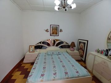 Venta hermosa casa, Barrio La Asunción, Copacabana.