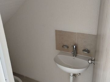 CASAS DE 3 RECAMARAS EN DESARROLLO CON ACCESO CONTROLADO EN SENDEROS TECAMAC