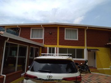 Venta hermosa Finca, Vereda Quebrada Arriba, Copacabana Antioquia.