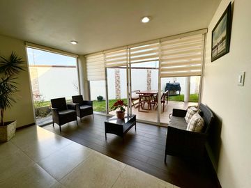 CASA EN VENTA EN CALIMAYA