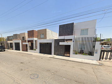 Casa en Misión San Carlos Mexicali Baja California. Remates Exclusivos, Tu nuevo hogar te espera.