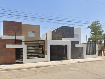 Casa en Misión San Carlos Mexicali Baja California. Remates Exclusivos, Tu nuevo hogar te espera.