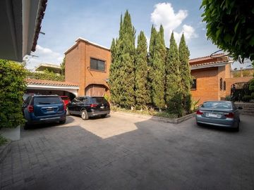 Casa en Venta en Bosques de Las Lomas