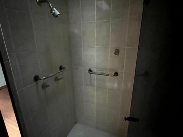 OPORTUNIDAD! VENDO CASA AREA: 2,245M2 EN CLUB CAMPESTRE LAS LAGUNAS DE LA MOLINA