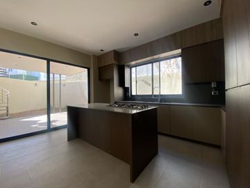 VENTA OPORTUNIDAD BARRANCA DEL REFUGIO OPORTUNIDAD