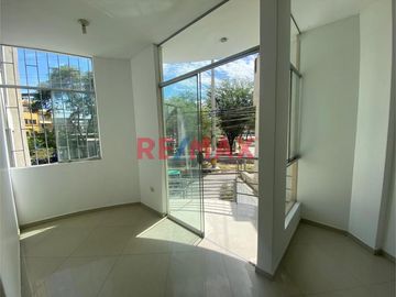 Departamento En Venta En Urb. Miraflores // ID: 1132423