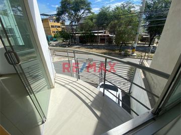 Departamento En Venta En Urb. Miraflores // ID: 1132423