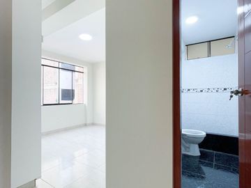 Vendo Departamento De Estreno Frente A Parque 3Er Piso - San Juan De Lurigancho