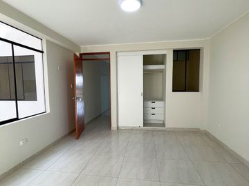 Vendo Departamento De Estreno Frente A Parque 3Er Piso - San Juan De Lurigancho