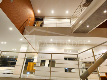 Venta de casa dentro de Urb. en el Norte de Quito