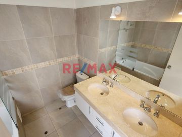 Se Vende Iluminado Departamento De 3 Habitaciones Cerca Del Malecón En Miraflores