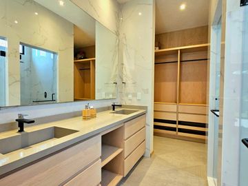 LAS CAÑADAS CASA EN VENTA NUEVA CON INCREIBLE DISEÑO Y ACABADOS DE LUJO