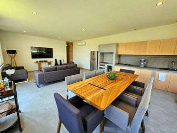 LAS CAÑADAS CASA EN VENTA NUEVA CON INCREIBLE DISEÑO Y ACABADOS DE LUJO