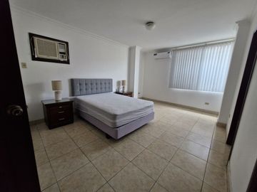 DEPARTAMENTO EN VENTA EN LAS GARZAS