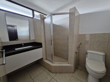 DEPARTAMENTO EN VENTA EN LAS GARZAS