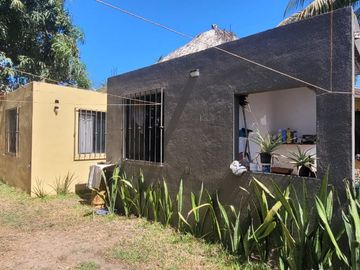 Villa con terreno en Acapulco col Bonfil cerca de la playa