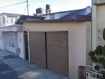 CASA EN GIRASOL, COLONIA CLUB JARDIN EN TOLUCA, ESTADO DE MÉXICO ¡¡¡NO CRÉDITOS!!!