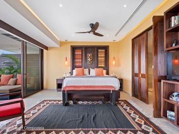 Departamento en venta en Puerto Vallarta, Oceana 311 a 2 cuadras a playa.