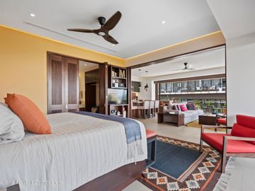Departamento en venta en Puerto Vallarta, Oceana 311 a 2 cuadras a playa.