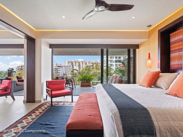 Departamento en venta en Puerto Vallarta, Oceana 311 a 2 cuadras a playa.