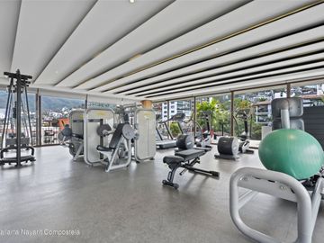 Departamento en venta en Puerto Vallarta, Oceana 311 a 2 cuadras a playa.
