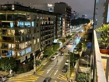 Excelente Oportunidad Para Vivir Cerca Al Malecón Cisneros, 3 dormitorios, Venta en Miraflores