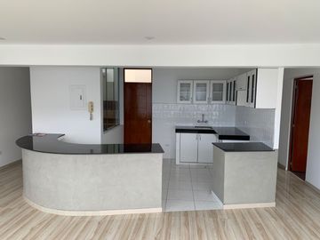 DEPARTAMENTO FLAT JR GALEON SURCO - AMPLIO Y LUMINOSO
