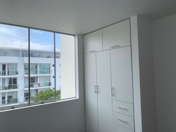 DEPARTAMENTO FLAT JR GALEON SURCO - AMPLIO Y LUMINOSO