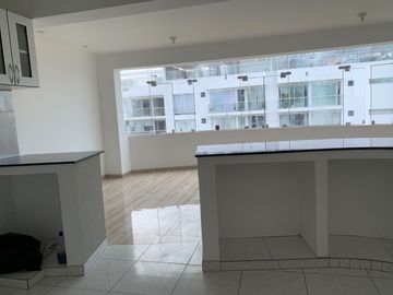 DEPARTAMENTO FLAT JR GALEON SURCO - AMPLIO Y LUMINOSO