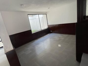 BONITA CASA AMPLIA EN VENTA BIEN UBICADA