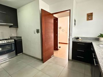 Hermoso Dpto a Dos Cdras del Malecón Cisneros, 3 dormitorios, Muy Iluminado, Venta en Miraflores