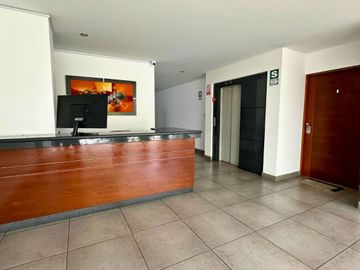 Hermoso Dpto a Dos Cdras del Malecón Cisneros, 3 dormitorios, Muy Iluminado, Venta en Miraflores