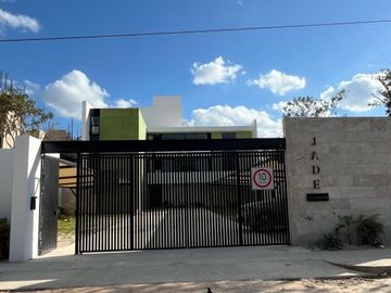 DEPARTAMENTO EN TEMOZON NORTE