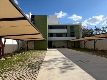 DEPARTAMENTO EN TEMOZON NORTE