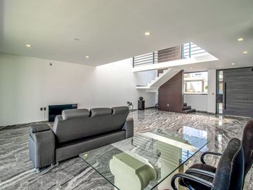 EXCELENTE CASA AL SUR DE CUERNAVACA