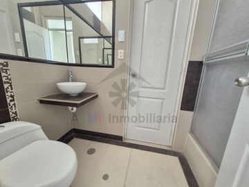 VENTA DE DEPARTAMENTO EN NOVENO PISO EN URB. SANTA VICTORIA DE CHICLAYO