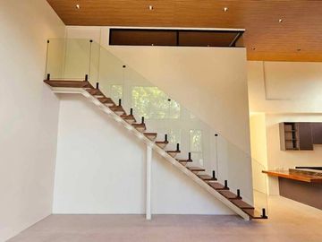 Bungalow House and Lot for Sale – 2-Storey House in BF Homes, Las Pinas City