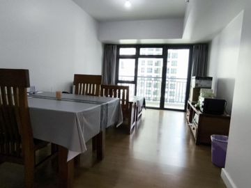 Corner Unit For Sale in Solstice Tower, Makati City