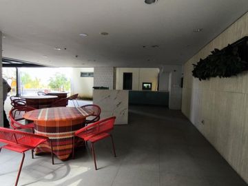 Corner Unit For Sale in Solstice Tower, Makati City