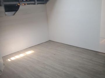Rumah 2 lantai Parkit di Sektor 2 - Bintaro, Jakarta Selatan
